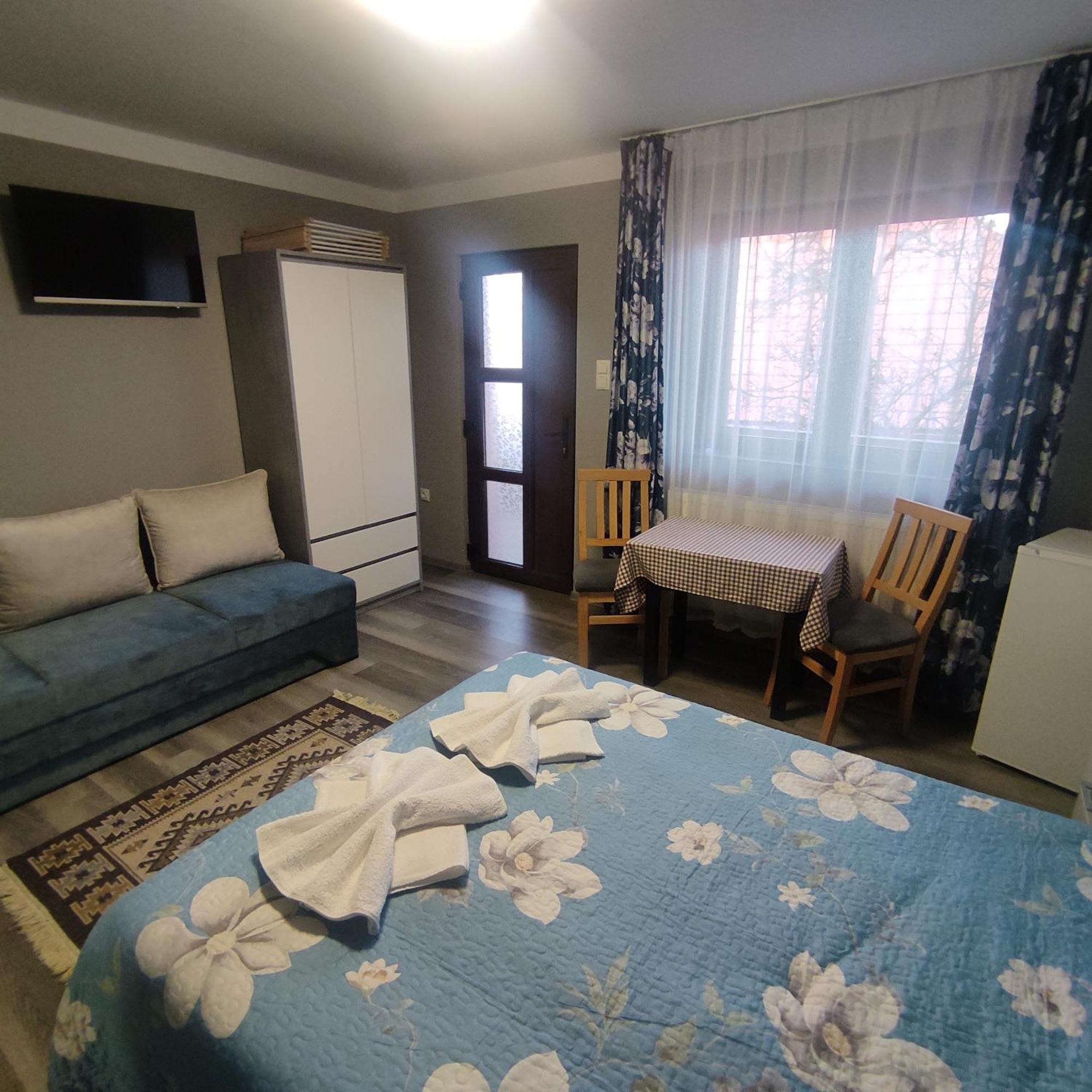 Kovacs Guesthouse Praid Extérieur photo