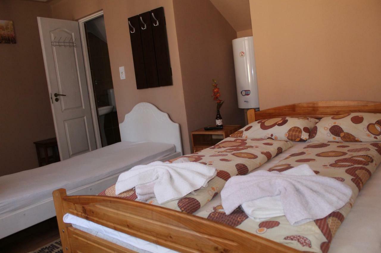 Kovacs Guesthouse Praid Extérieur photo