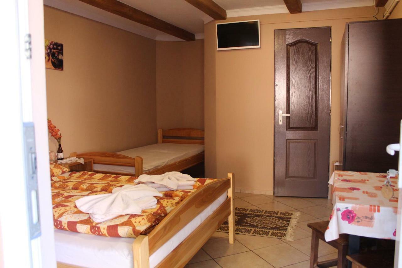 Kovacs Guesthouse Praid Extérieur photo