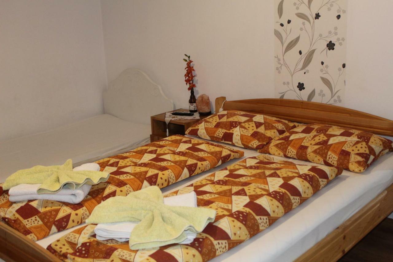 Kovacs Guesthouse Praid Extérieur photo