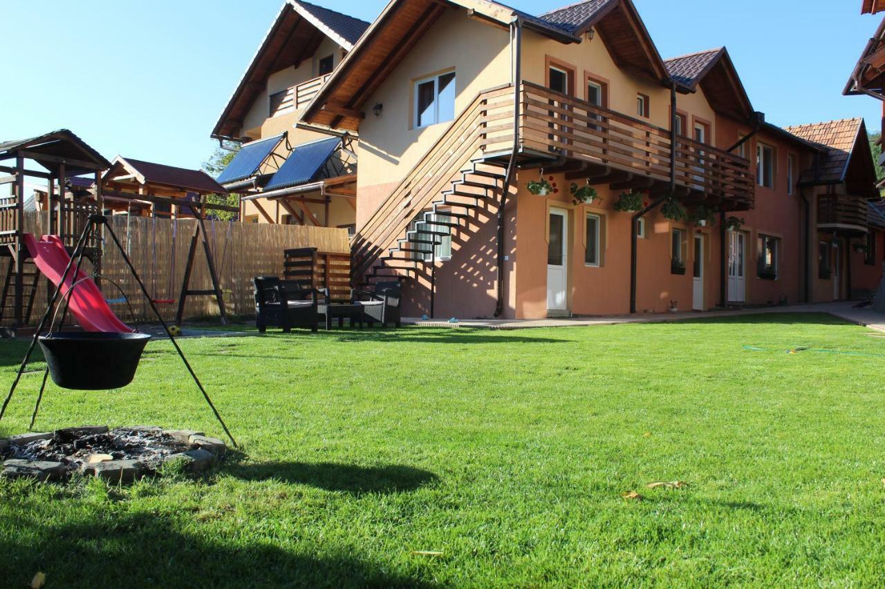 Kovacs Guesthouse Praid Extérieur photo